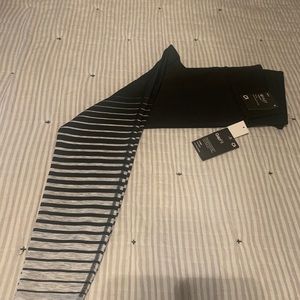 Gap G Fast Leggings size M